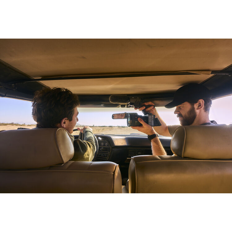 מצלמת וידאו מקצועית - Sony FX5 Cinema Camera – תמונה 18