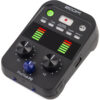 Zoom PodTrak P2 | מקליט פודקאסטים ושידור נייד קומפקטי זום